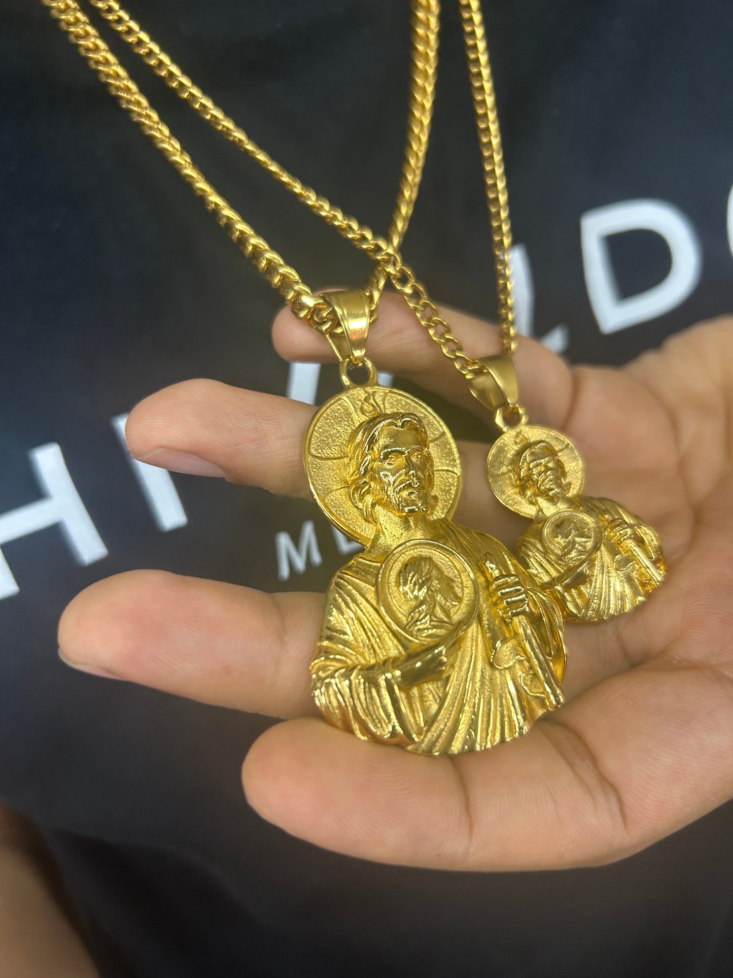 San Judas Gold Pendant & Gold Chain